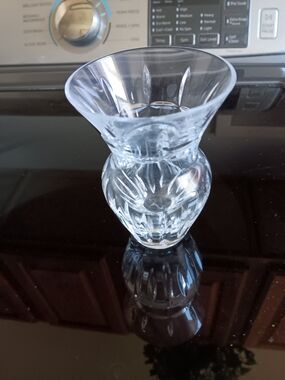Unk Clear Cut-Glass Accent Vase